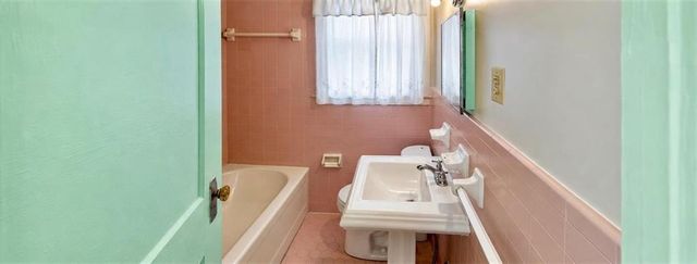 16 Grove Park Place, Atlanta, GA 30318