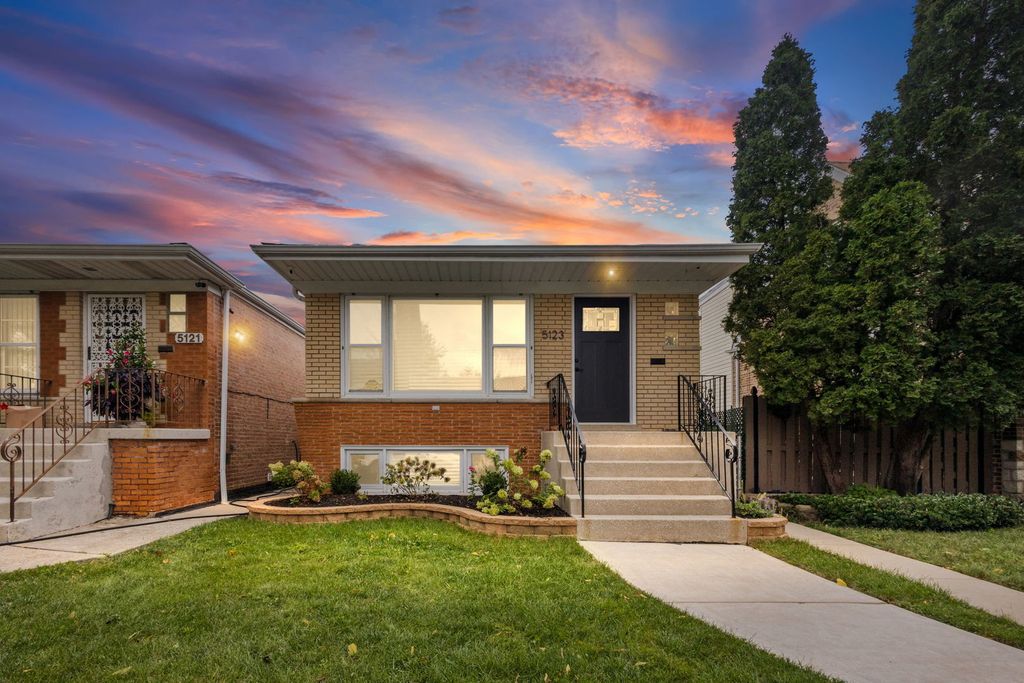 5123 S Lotus Avenue, Chicago, IL 60638 — exterior