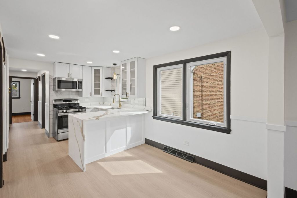 5123 S Lotus Avenue, Chicago, IL 60638 — photo 5