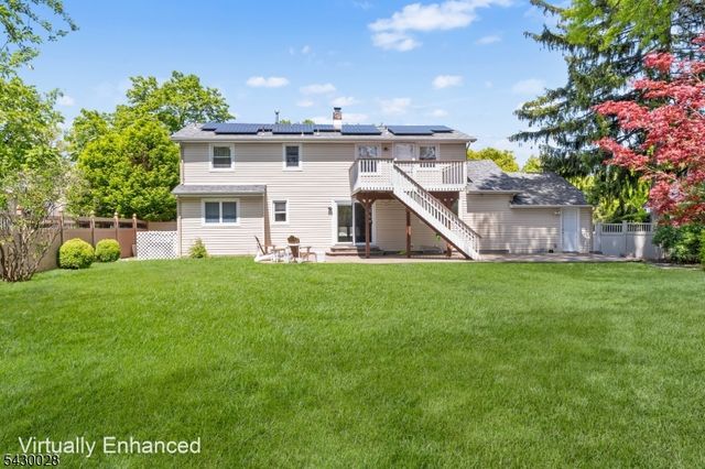 124 Crain Rd, Paramus Boro, NJ 07652