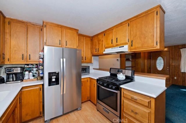 1050 Jungfrau, Crestline, CA 92325