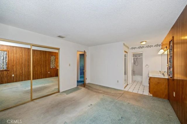 1050 Jungfrau, Crestline, CA 92325