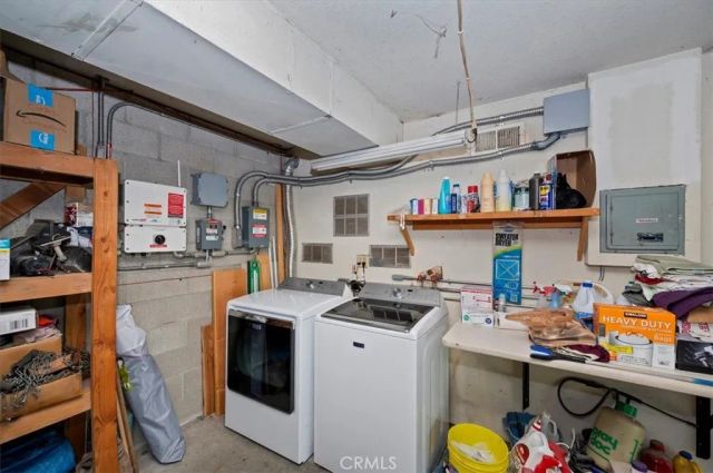 1050 Jungfrau, Crestline, CA 92325