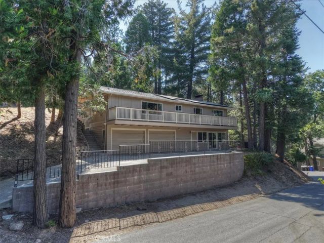 1050 Jungfrau, Crestline, CA 92325