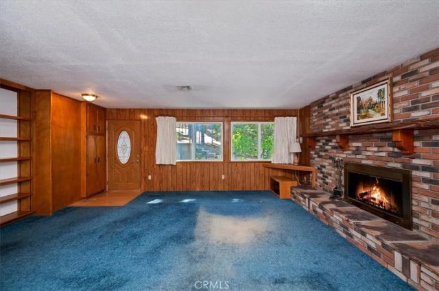 1050 Jungfrau, Crestline, CA 92325