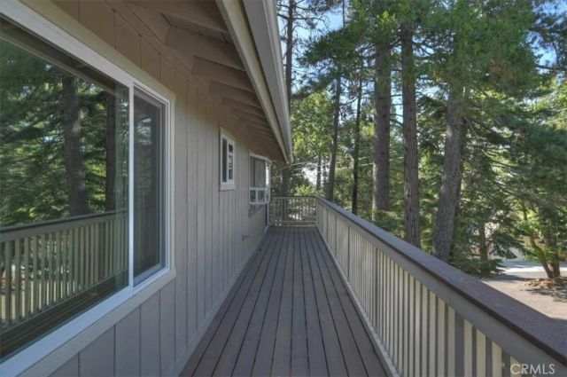 1050 Jungfrau, Crestline, CA 92325