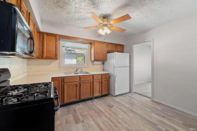 2201 Meadow Drive, Lafayette, IN 47909