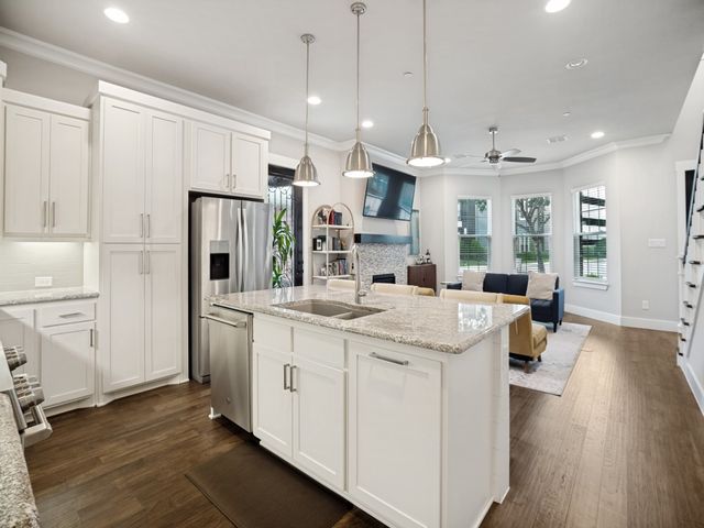 420 Crockett Circle, Roanoke, TX 76262