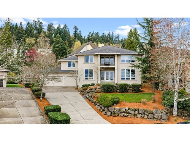 2305 STONEHURST Ct, Lake Oswego, OR 97034