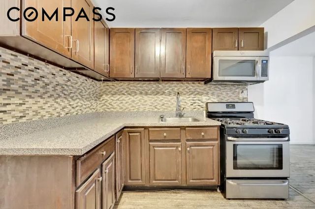 255 Covert Street TWNHSE, New York City, NY 11207