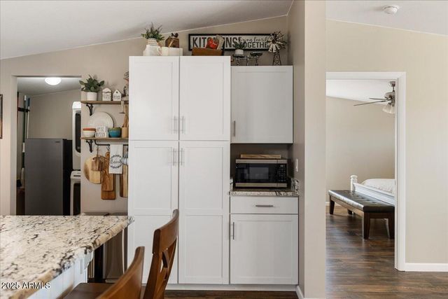 17730 E LIONS GATE Drive, Dewey, AZ 86327