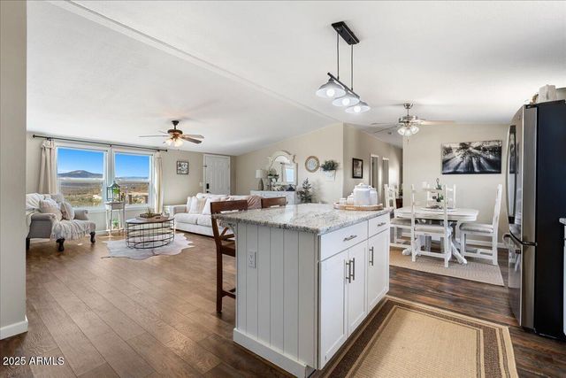 17730 E LIONS GATE Drive, Dewey, AZ 86327