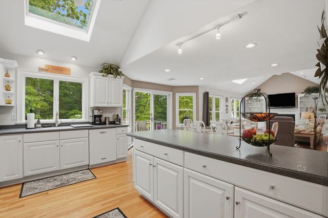 51 Falling Leaf Ln, Barnstable, MA 02655