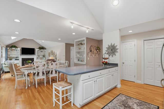 51 Falling Leaf Ln, Barnstable, MA 02655