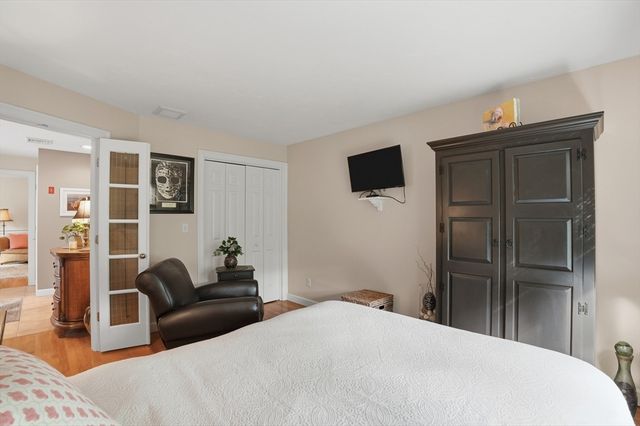 51 Falling Leaf Ln, Barnstable, MA 02655