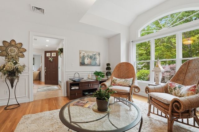 51 Falling Leaf Ln, Barnstable, MA 02655