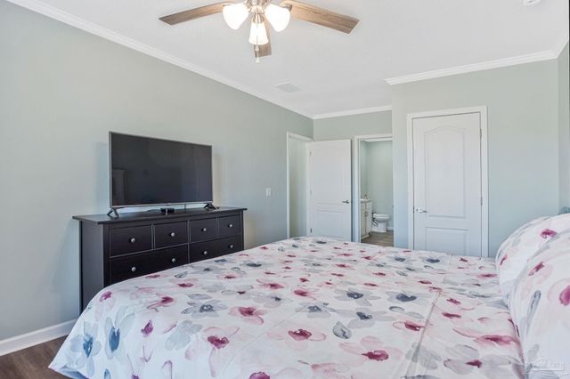 4955 Blue Ribbon Dr, Milton, FL 32583