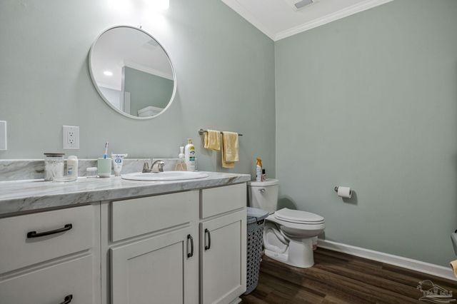 4955 Blue Ribbon Dr, Milton, FL 32583