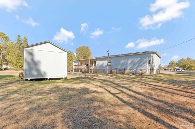 4955 Blue Ribbon Dr, Milton, FL 32583