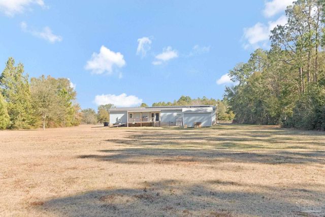 4955 Blue Ribbon Dr, Milton, FL 32583