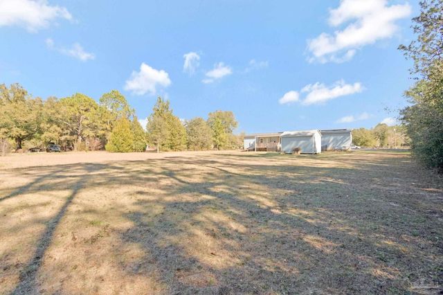 4955 Blue Ribbon Dr, Milton, FL 32583