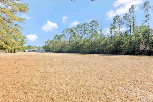 4955 Blue Ribbon Dr, Milton, FL 32583