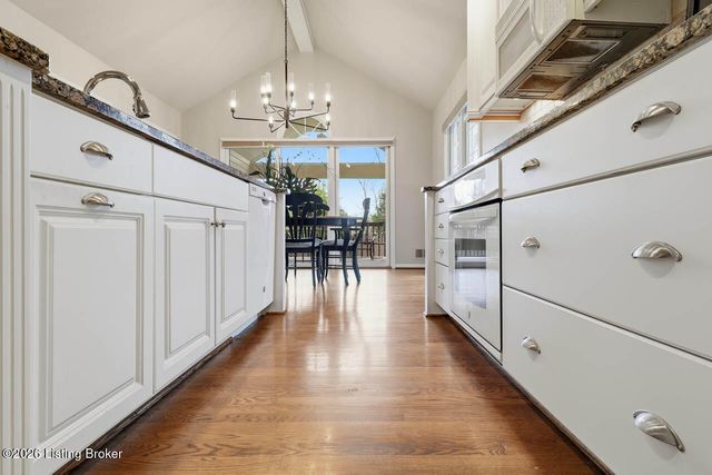 620 Lake Sterling Rd, Louisville, KY 40223