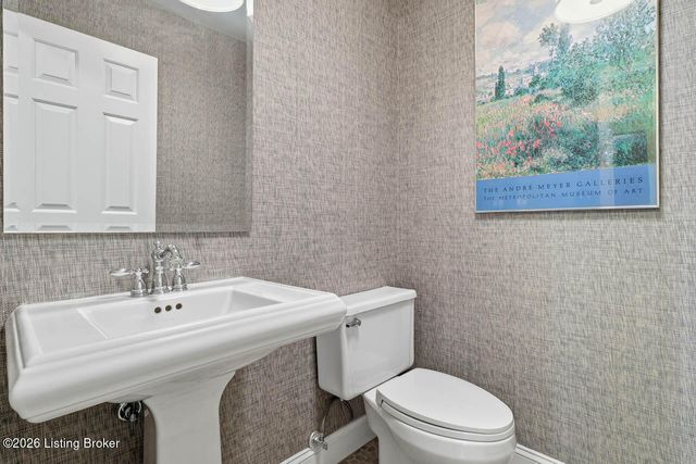 620 Lake Sterling Rd, Louisville, KY 40223