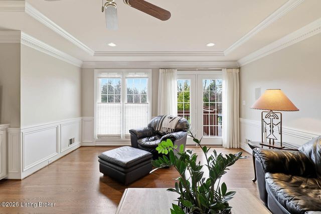 620 Lake Sterling Rd, Louisville, KY 40223