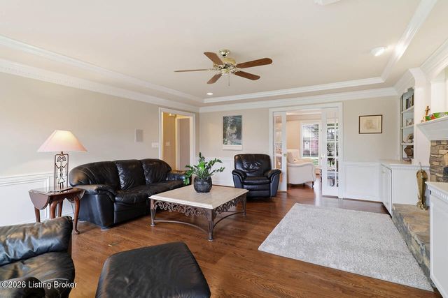 620 Lake Sterling Rd, Louisville, KY 40223