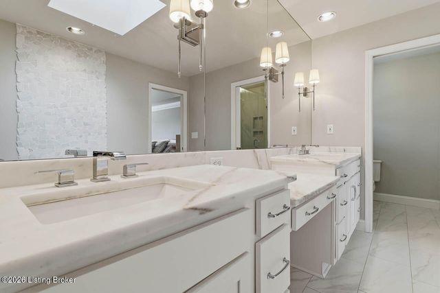 620 Lake Sterling Rd, Louisville, KY 40223