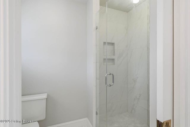 620 Lake Sterling Rd, Louisville, KY 40223