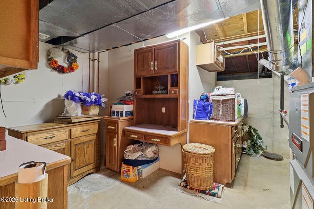 620 Lake Sterling Rd, Louisville, KY 40223