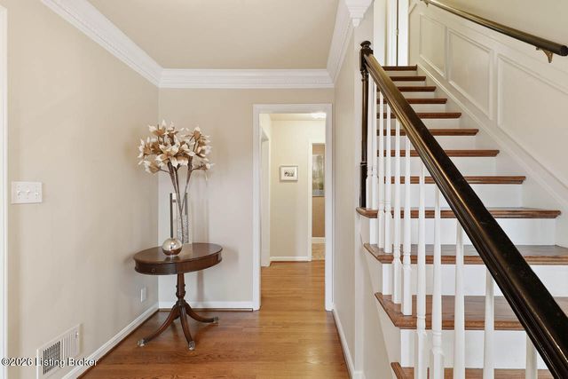 620 Lake Sterling Rd, Louisville, KY 40223