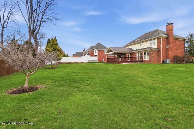 620 Lake Sterling Rd, Louisville, KY 40223