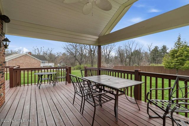 620 Lake Sterling Rd, Louisville, KY 40223