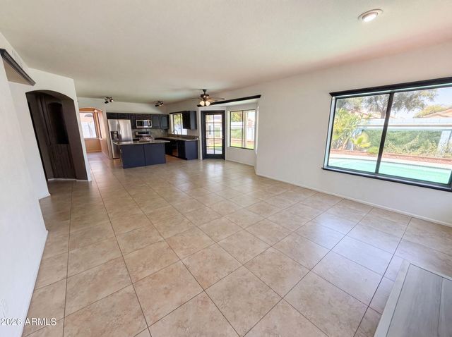 3810 N WINTERGREEN Way, Avondale, AZ 85392