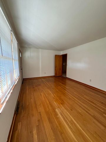 4220 Oakridge Drive, North Charleston, SC 29418