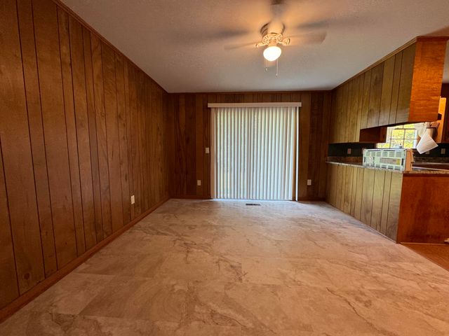 4220 Oakridge Drive, North Charleston, SC 29418