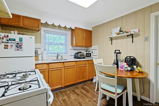 65-69 N Grant Avenue, Congers, NY 10920