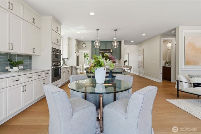 11906 161st Ave NE, Redmond, WA 98052