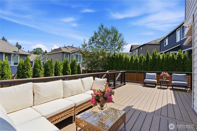 11906 161st Ave NE, Redmond, WA 98052