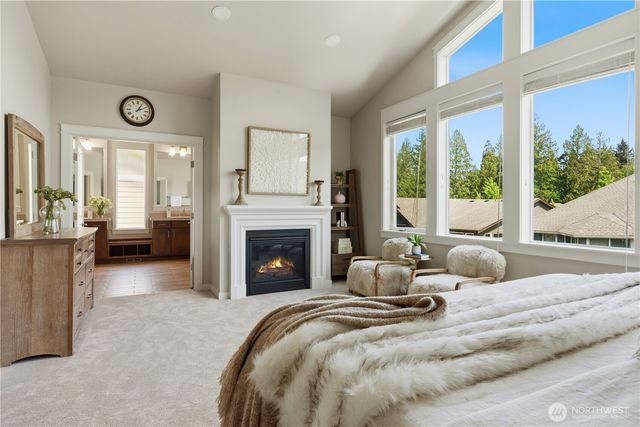 11906 161st Ave NE, Redmond, WA 98052