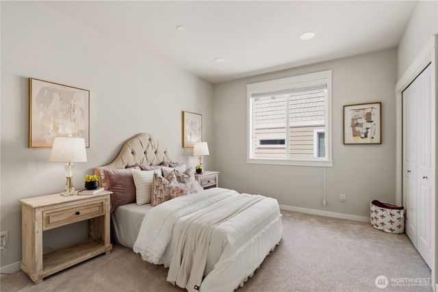 11906 161st Ave NE, Redmond, WA 98052
