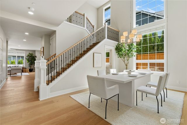 11906 161st Ave NE, Redmond, WA 98052