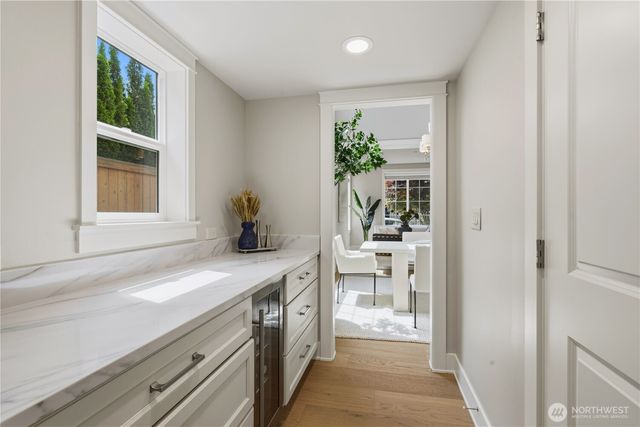11906 161st Ave NE, Redmond, WA 98052