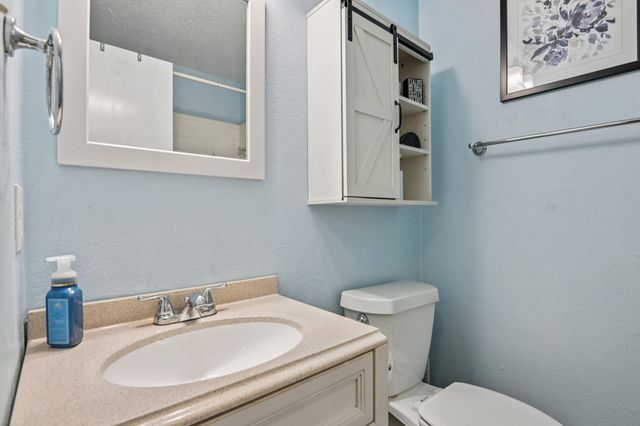 741 Nightingale Circle, Mansfield, TX 76063