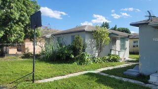 2980 NW 28th St, Miami, FL 33142