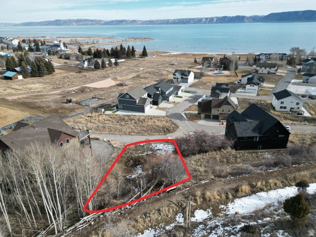 697 N LOCHWOOD DR, Garden City, UT 84028