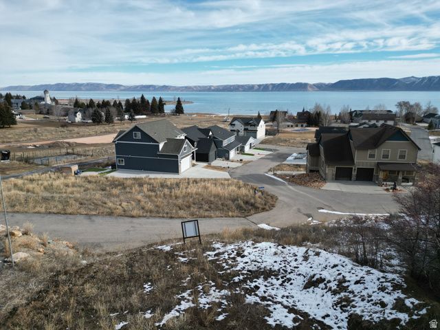 697 N LOCHWOOD DR, Garden City, UT 84028